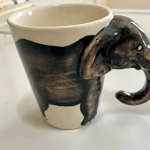 Elephant Head Unique Trunk Handle Ceramic Mug, Made in Thailand, Beige & White. - Picture 9 of 9